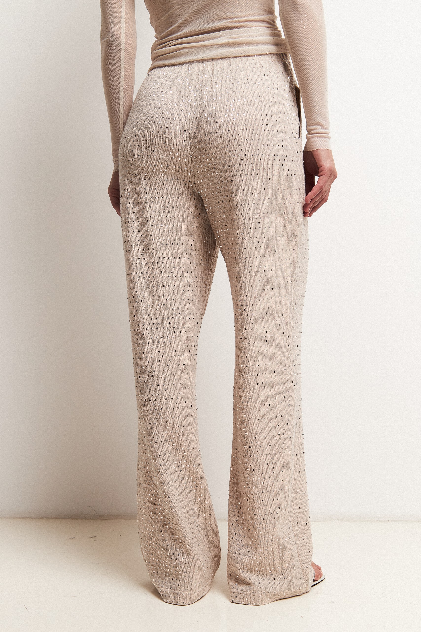 Брюки с пайетками