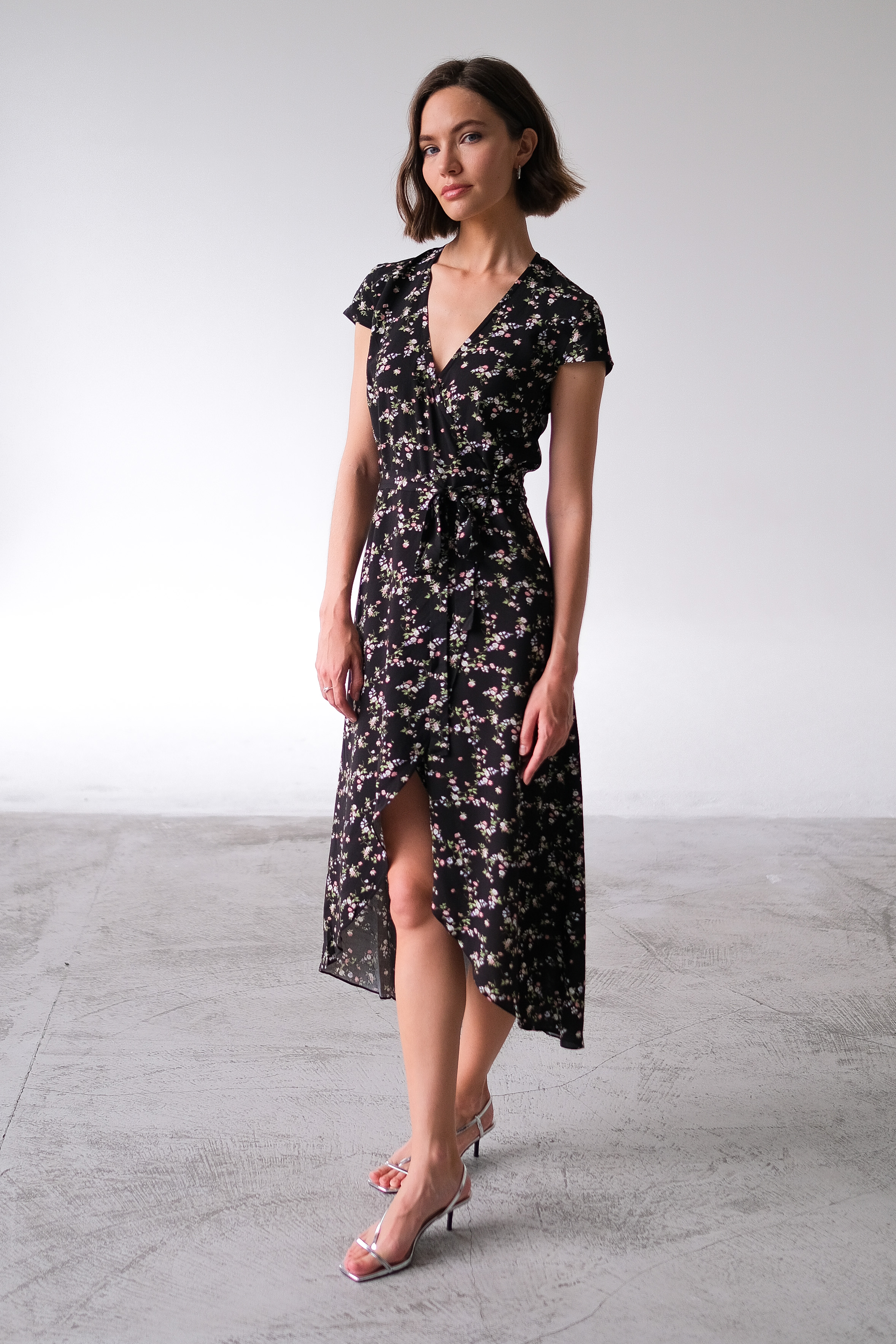 Платье запах в мелкий цветочек