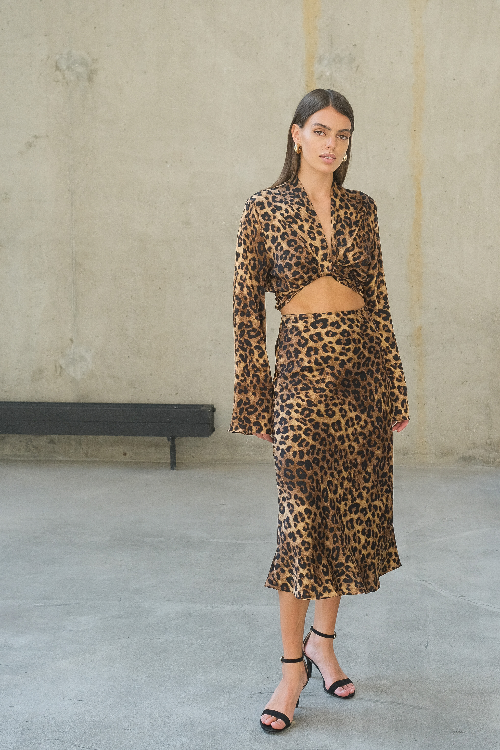 Юбка лео миди