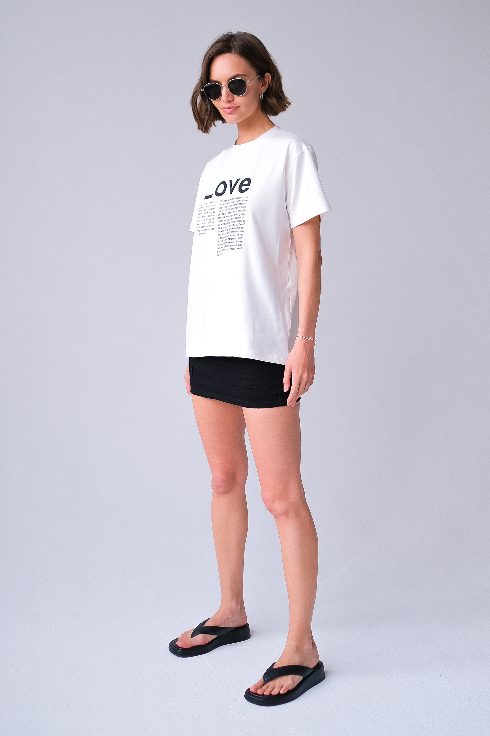 Футболка love