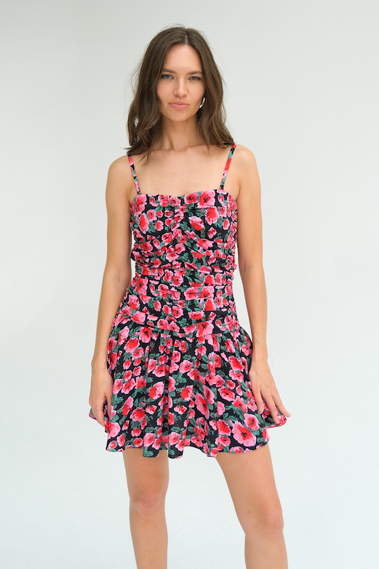 Платье мини на бретелях