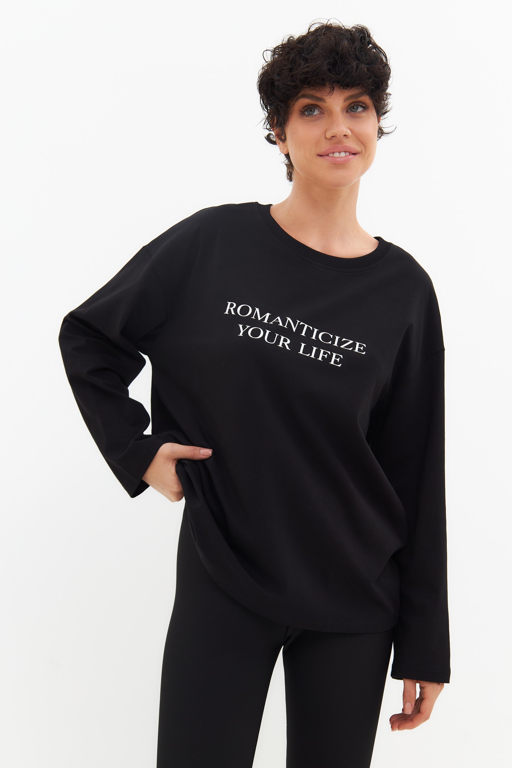 Лонгслив romanticize