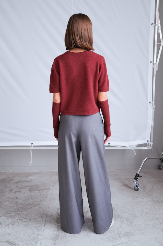 Топ с отдельными рукавами