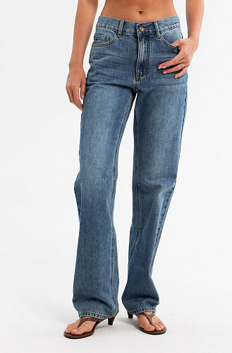 Джинсы Straight