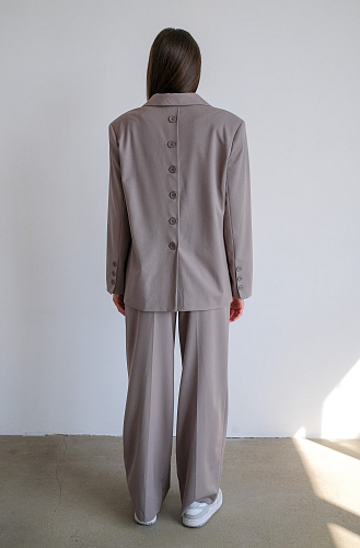 Жакет оверсайз с пуговицами