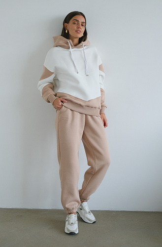 Брюки с вышивкой спортивные 