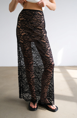 Юбка из кружева