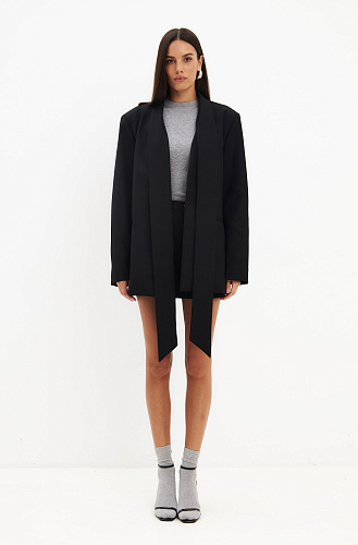 Оверсайз жакет с шарфом 