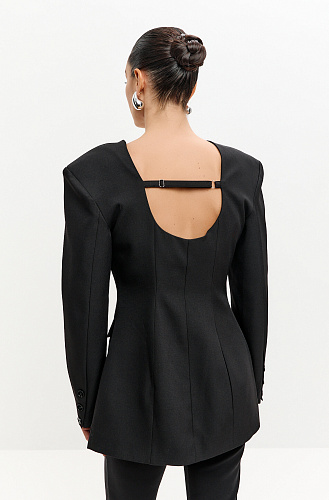 Жакет с вырезом на спине