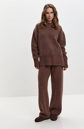 Свитер V вырез