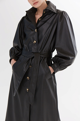 Плащ из экокожи