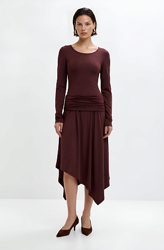 Платье ассиметричное